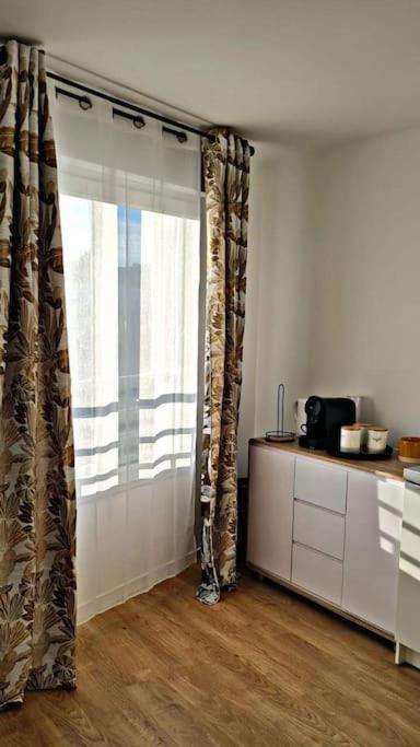 Loft Climatise Parking Gratuit 5Min Gare Apartment Le Plessis-Bouchard Ngoại thất bức ảnh