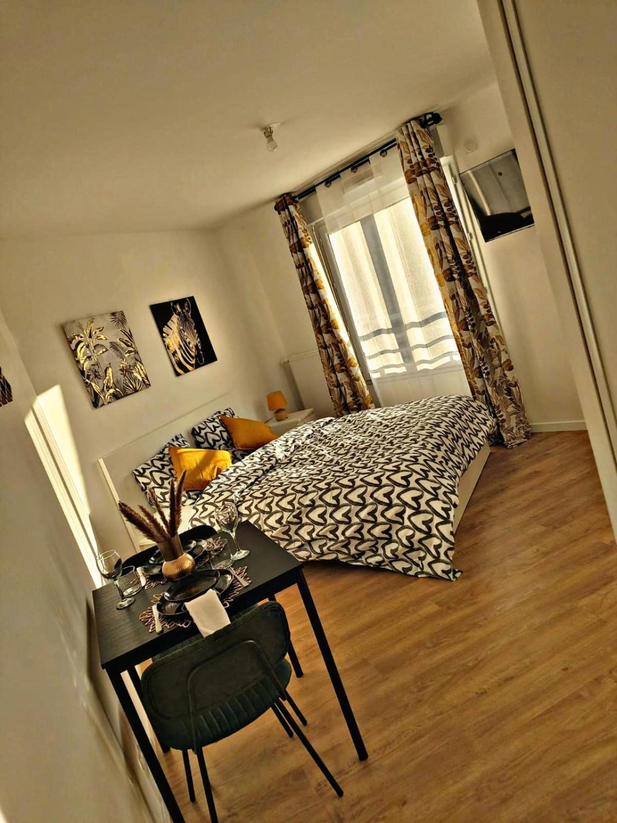 Loft Climatise Parking Gratuit 5Min Gare Apartment Le Plessis-Bouchard Ngoại thất bức ảnh
